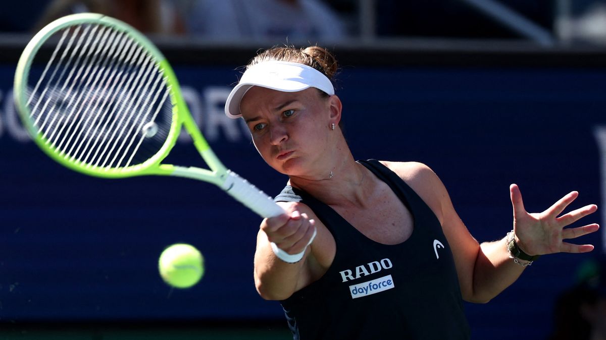 TENIS ONLINE: Kvitová vyfasovala při rozlučce s kariérou krutý debakl! Krejčíková získala první set