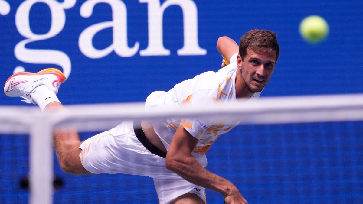 TENIS ONLINE: Kopřiva začal třetí set dobře, se Sinnerem drží krok