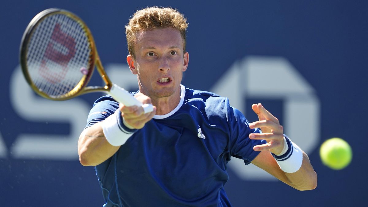 TENIS ONLINE: Lehečka uštědřil soupeři kanára. Macháč se pomalu chystá, v akci bude i Menšík