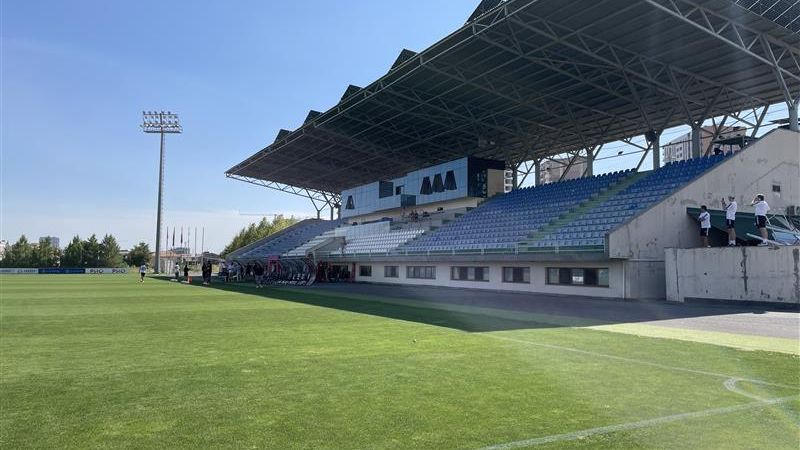 Chrudim, nebo Žižkov? Sparta nastoupí na ministadionu