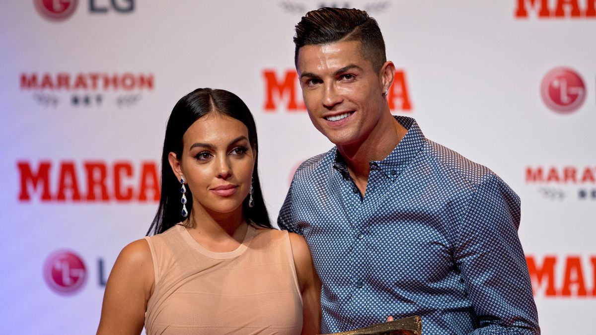 Luxusní zásnuby. Hvězdný Ronaldo zasypal svou nastávající dary za miliony