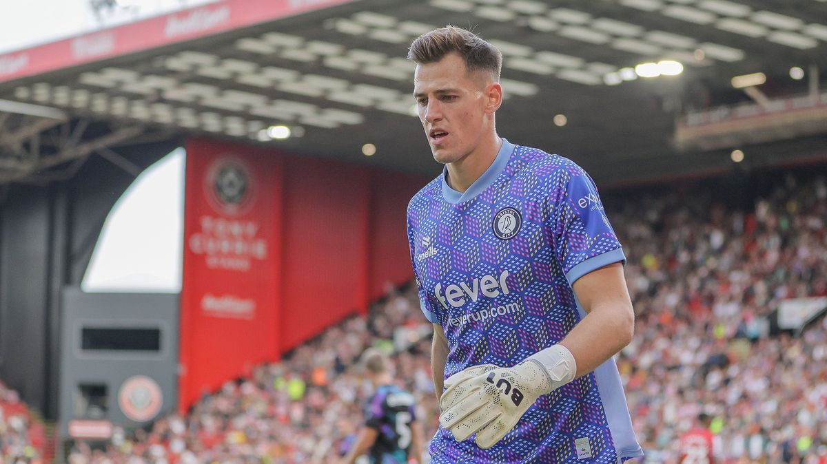Skvělá premiéra českého brankáře v Anglii! Byl vyhlášen mužem zápasu