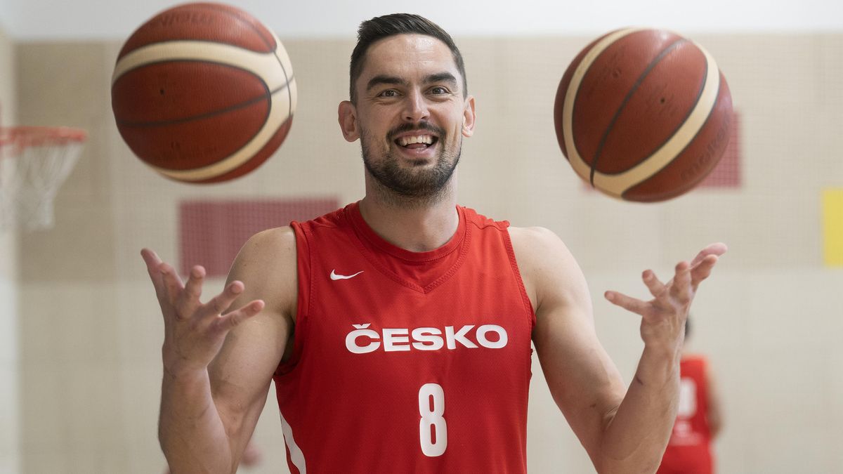 Je to úžasná možnost pro Krejčího, tvrdí česká opora Barcelony o ME
