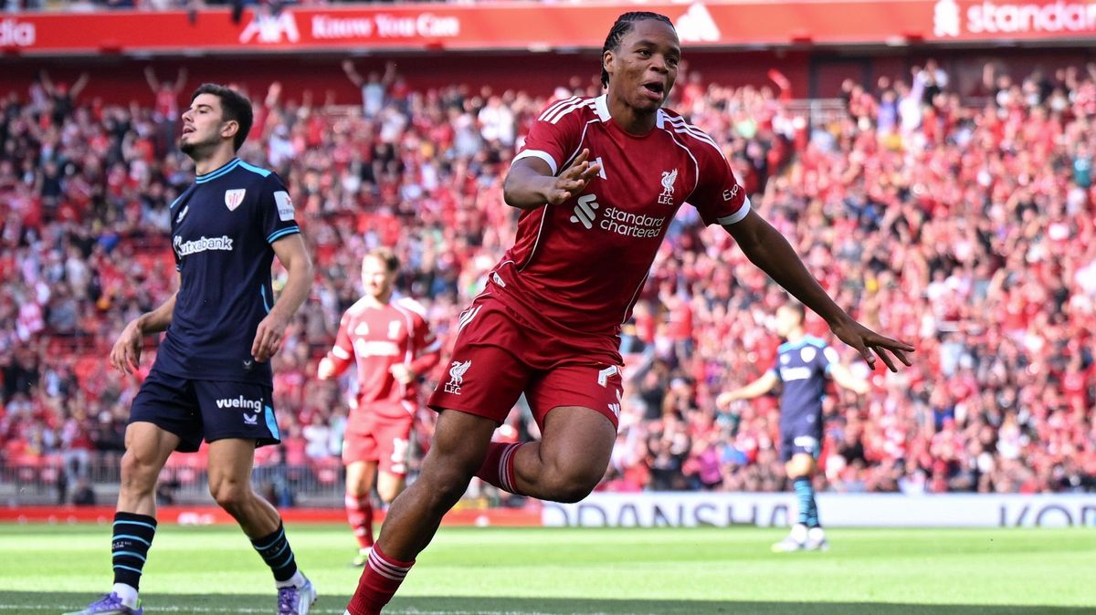 Debut z říše snů. Šestnáctiletý talent Liverpoolu ohromil Anfield