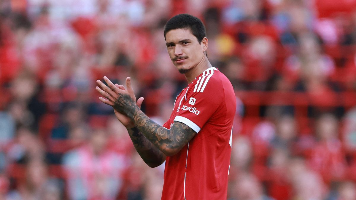 Uruguayský útočník opouští Liverpool, zlákala ho Arábie