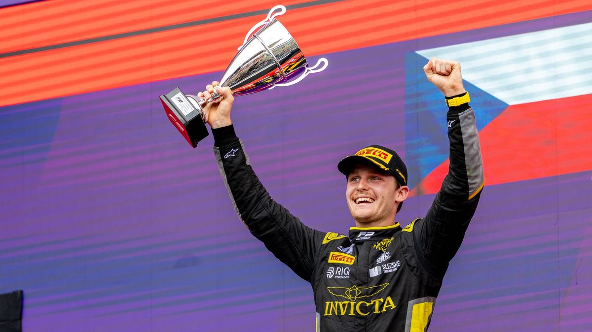 Staněk se v Abú Zabí pokusí poprvé při ceremoniálu vítězů rozeznít českou hymnu