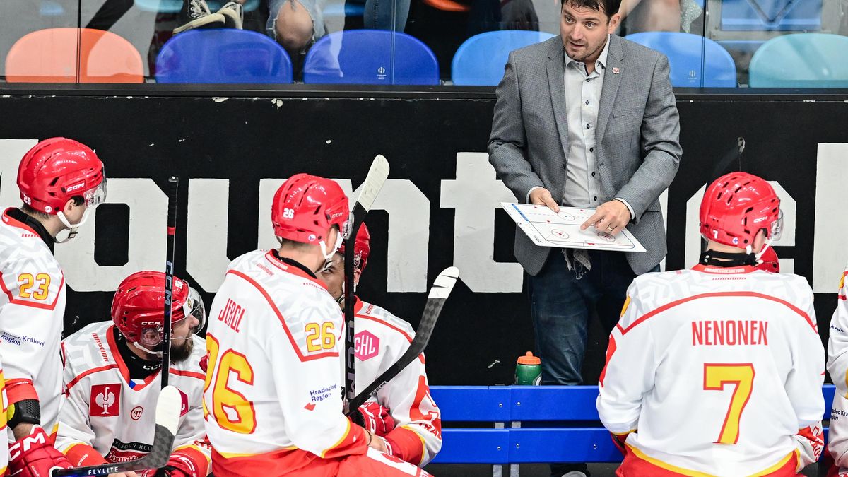 Hradecký zkrat v Lize mistrů. Tým v závěru ztratil dvougólový náskok a prohrál na nájezdy