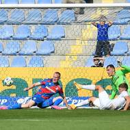 Václav Jemelka zachránil Plzně od inkasovaného gólu. 