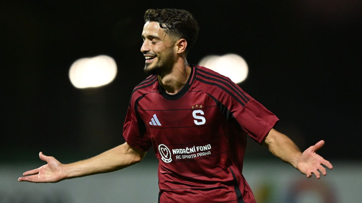 FOTBAL ONLINE: Sparta v Arménii přišla o vedení po penaltě, soupeř orazítkoval i tyč