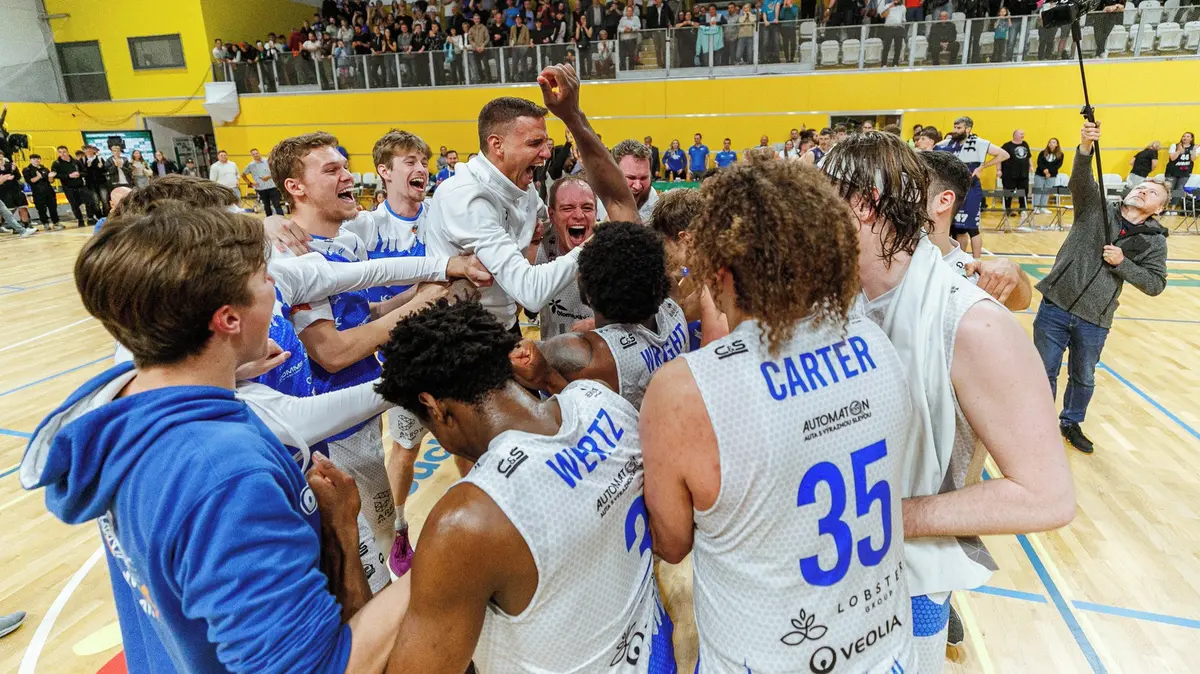 Basketbalisté Olomoucka připravili Ostravě první porážku, vyhráli o jediný bod