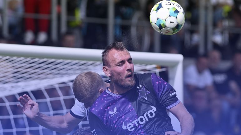 KOMENTÁŘ: Chorý si trest odpyká. Pověst zákeřňáka mu zůstane. Má teď místo v reprezentaci?