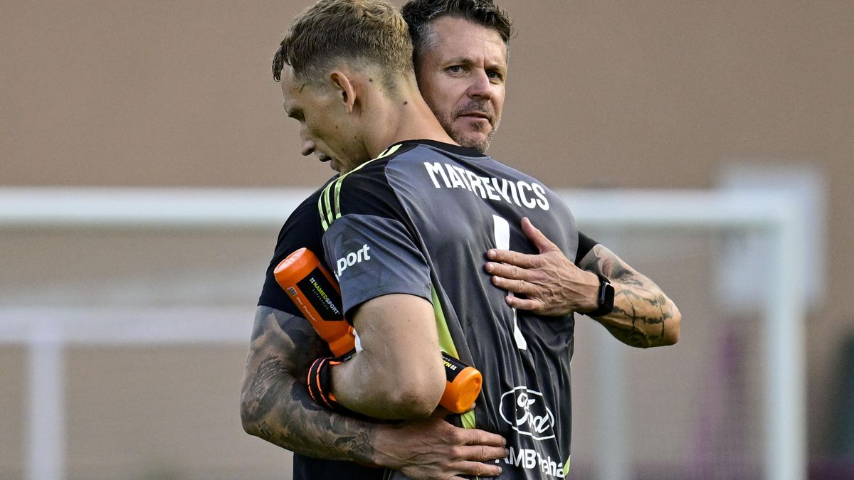 Českému národu svědčí role outsiderů, tvrdí trenér Dukly. A výhru s Plzní spláchne plzní