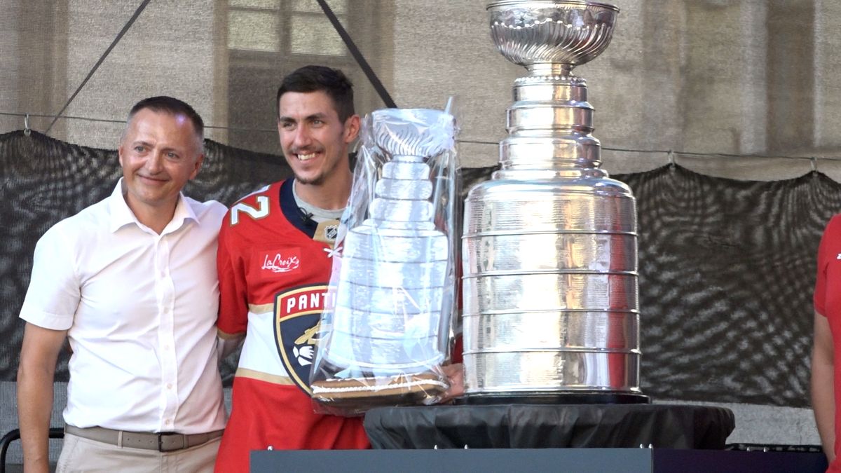 Nosek přijde o začátek sezony NHL. Floridě bude chybět několik měsíců