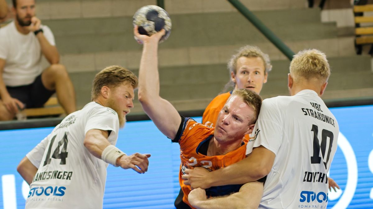 Házenkáři Brna se po výhře nad Strakonicemi posunuli do čela extraligy