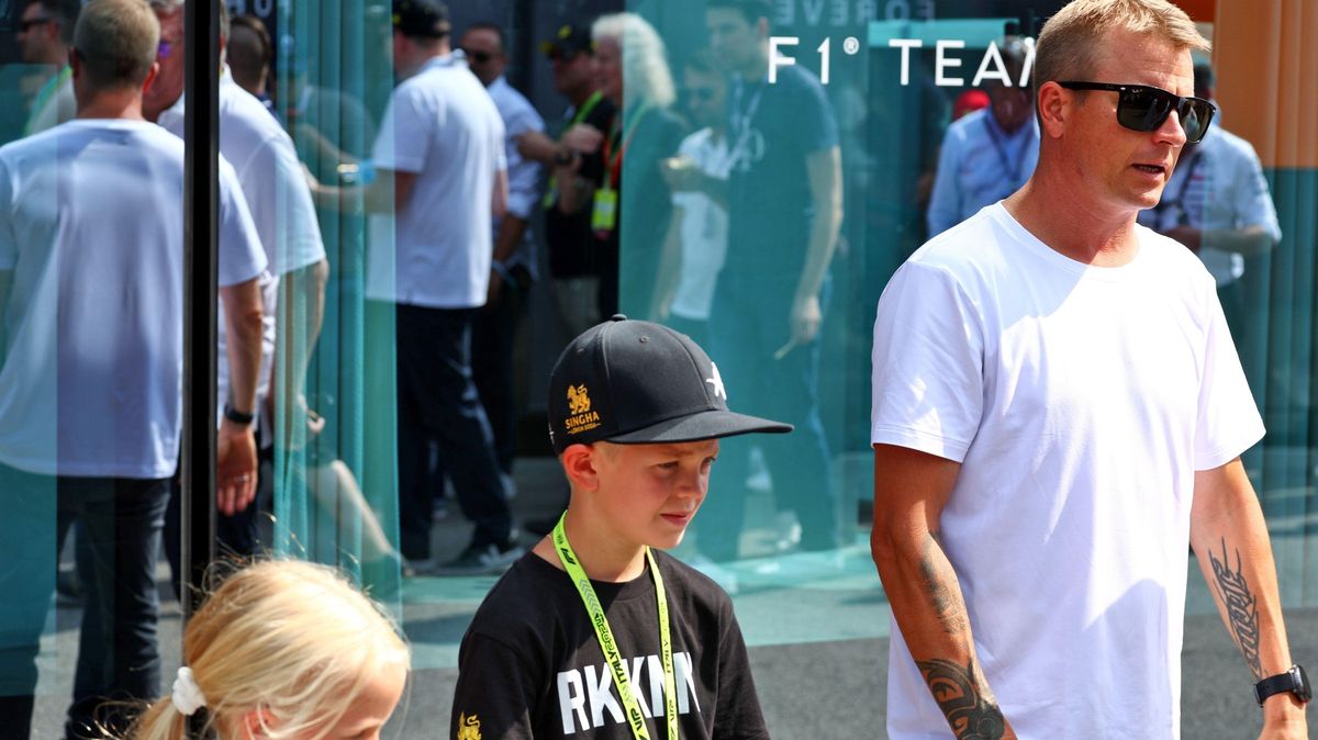 Räikkönen změnil roli a znovu se raduje z titulu mistra světa