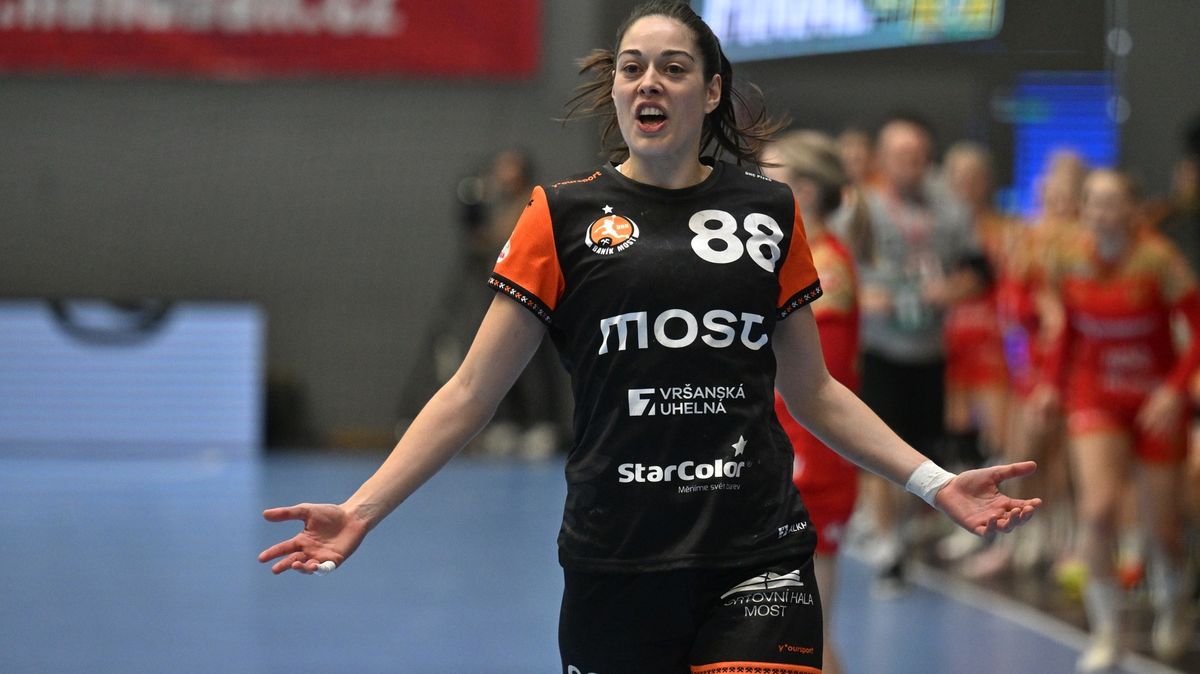 Házenkářky Mostu porazily posedmnácté za sebou Porubu