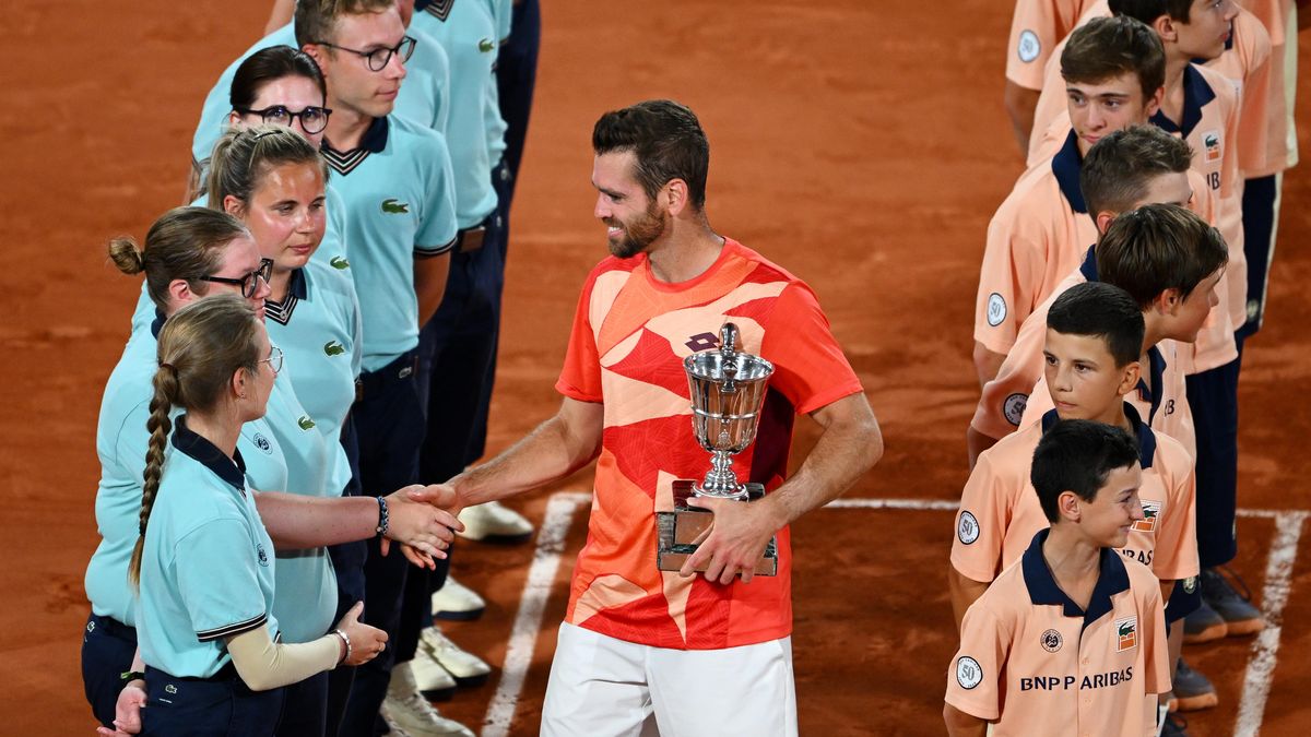 Na Roland Garros budou dál spoléhat na čárové rozhodčí