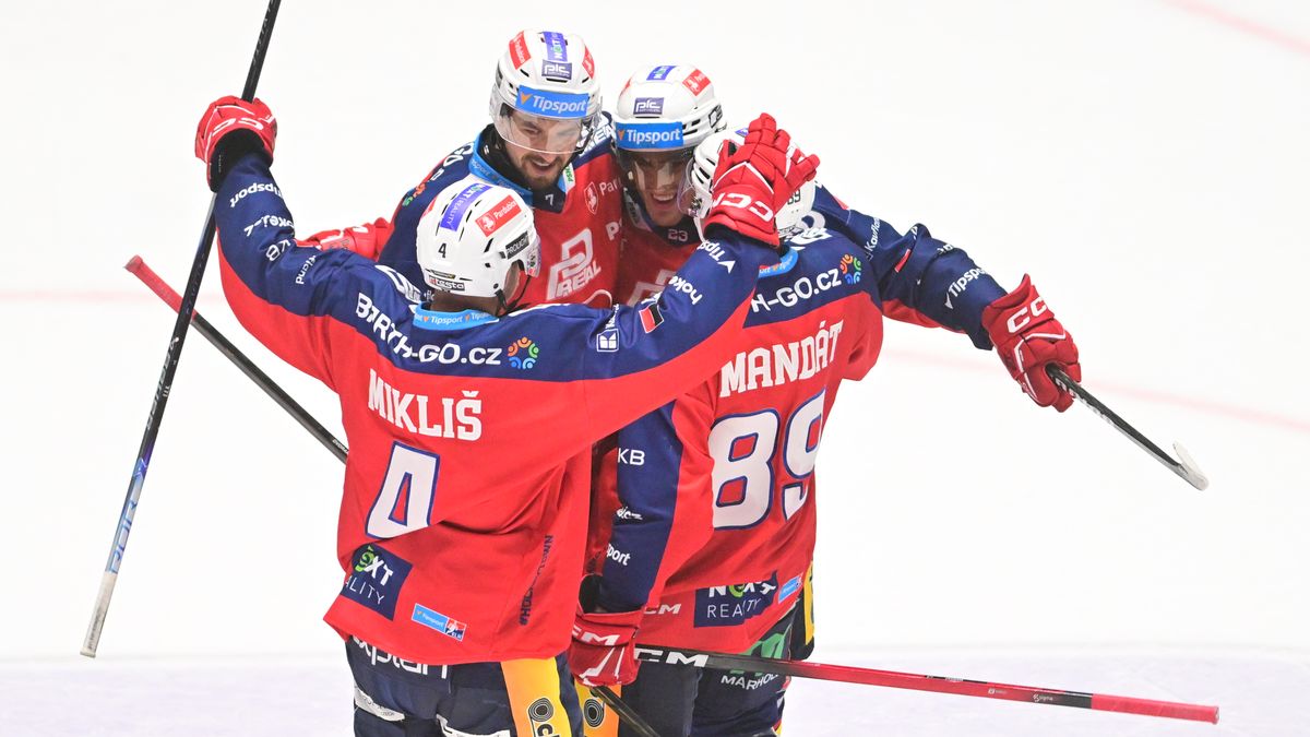 HOKEJ ONLINE: Pardubice znovu udeřily! Vede i Kometa, Sparta hostí ve šlágru Třinec