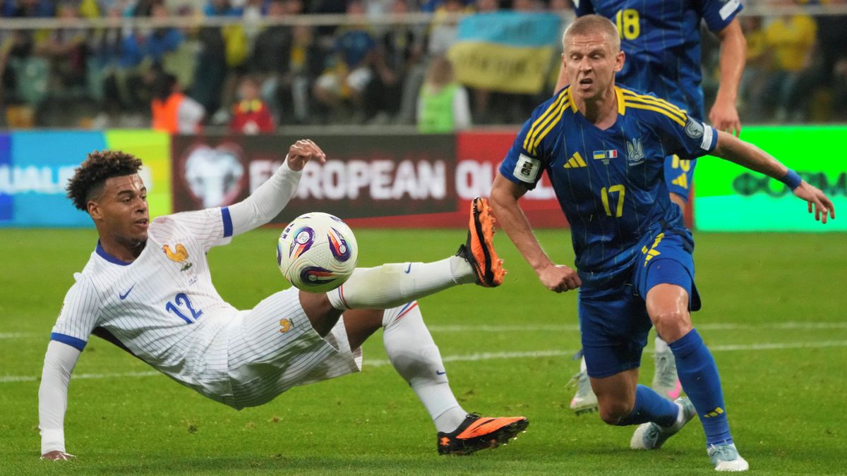 Vítězný vstup Francie do kvalifikace MS odnesli zraněním Dembélé a Doué z PSG