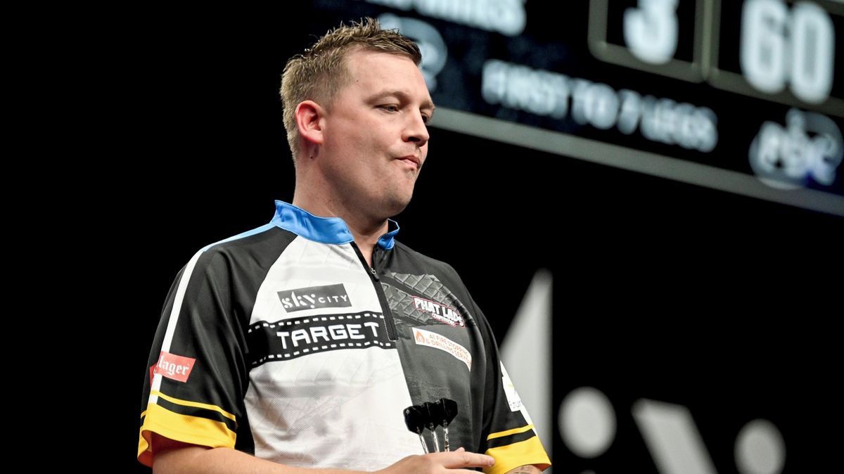 Elitní šipkaři pobláznili Prahu. Atmosféra lepší než v Anglii a skvělé pivo k tomu, oceňují hvězdy