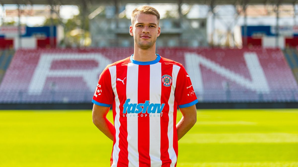 Zajímal se o něj i účastník Ligy mistrů. Velký talent makedonského fotbalu zamířil do Zbrojovky