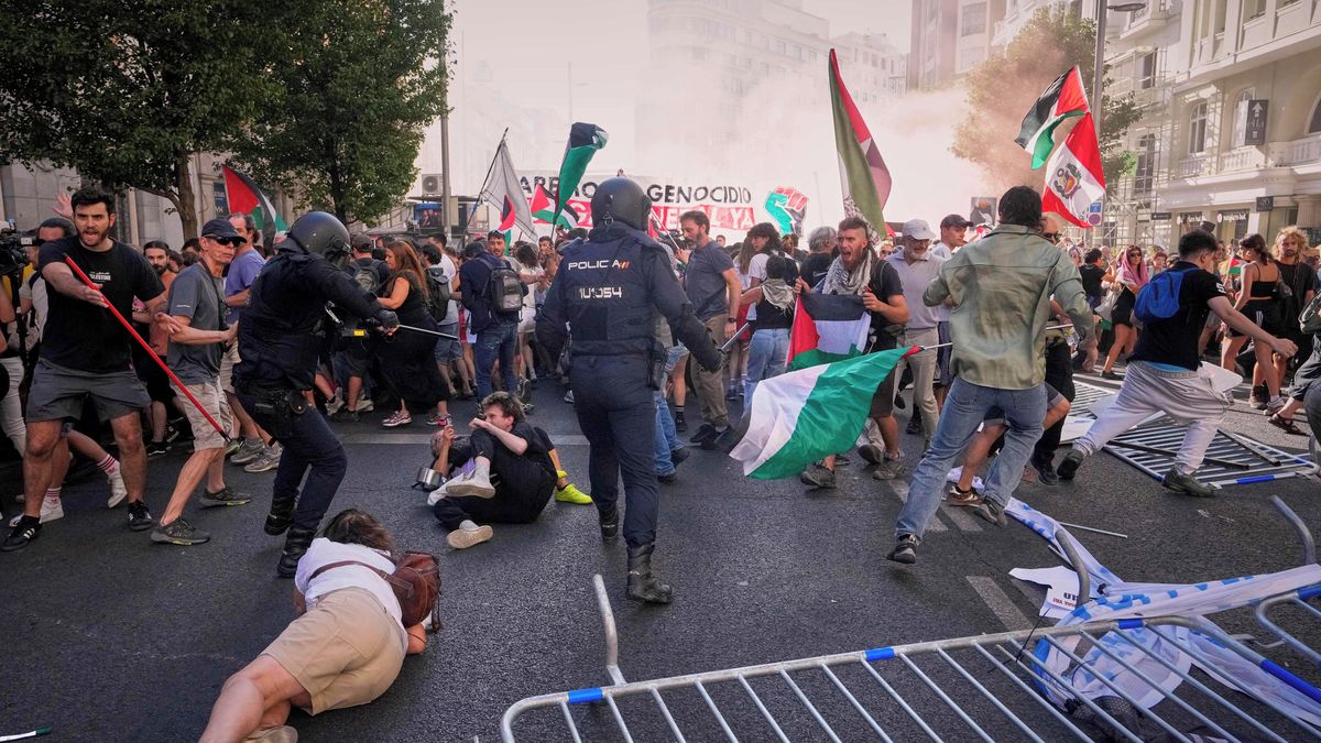 Madrid Vuelta Protest Cancels Final Stage