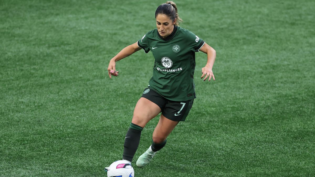 Kolaps fotbalistky znamenal v zámořské NWSL předčasný konec zápasu