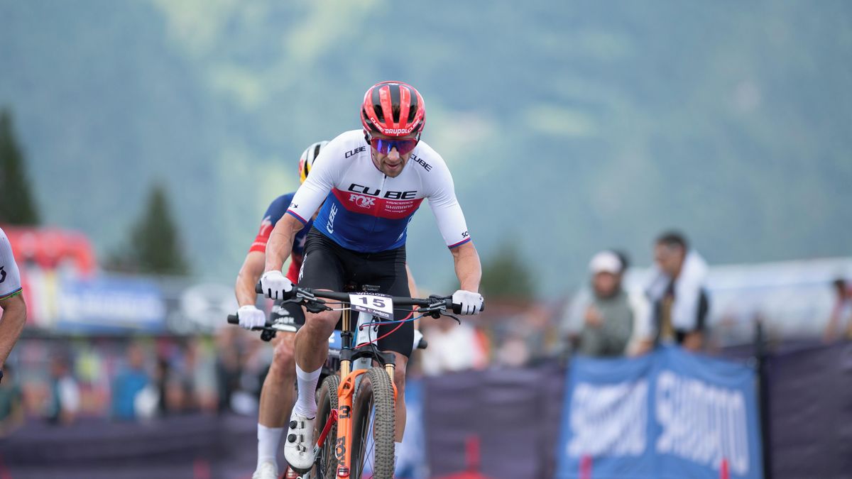 Cink v těžkých podmínkách dojel na SP v Leogangu devátý v short tracku