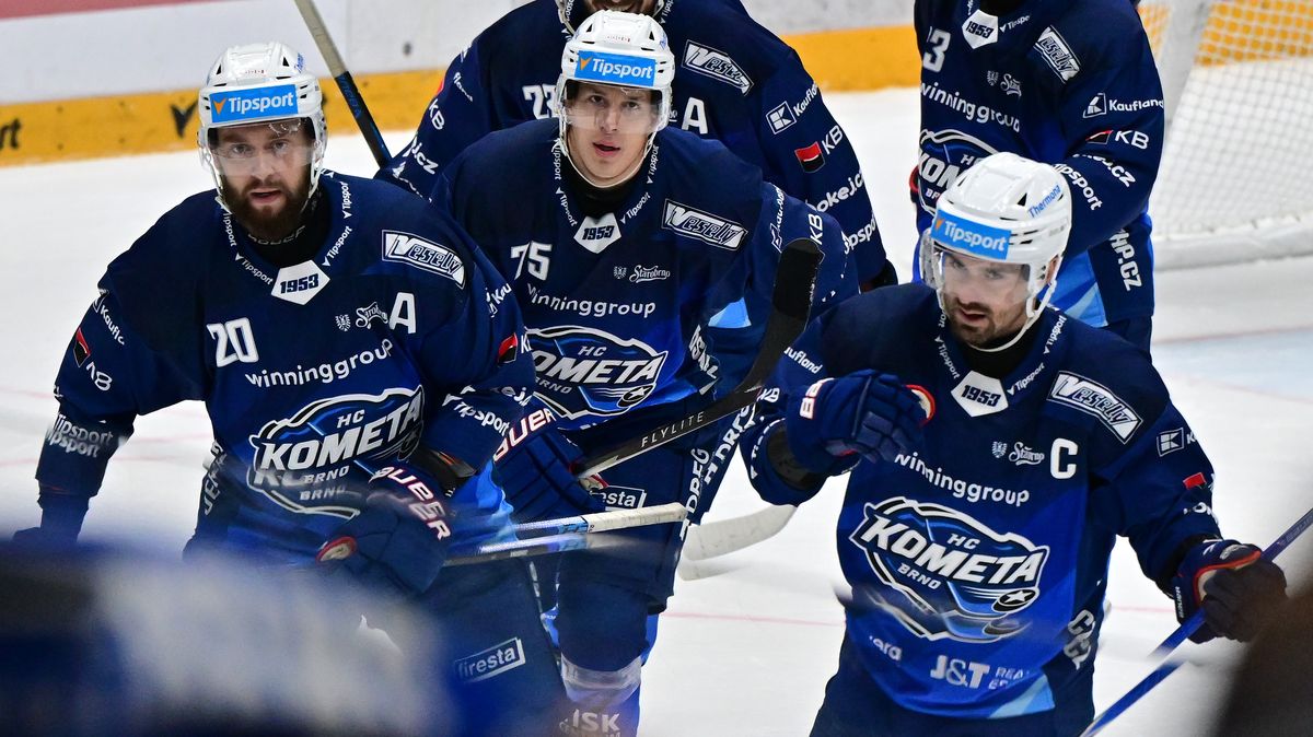 HOKEJ ONLINE: Kometu zachránila tyči. Za Kladno nastupuje Jágr, Sparta hostí Plzeň