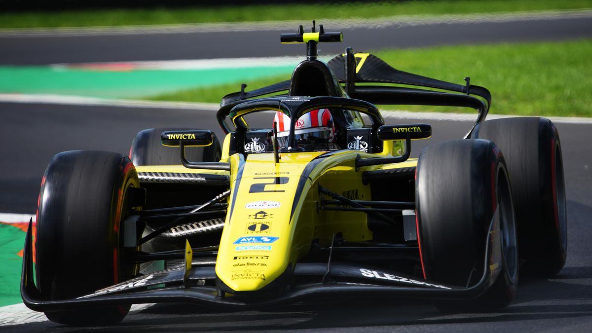 Staněk ve sprintu v Abú Zabí dojel desátý a skončil bez bodu