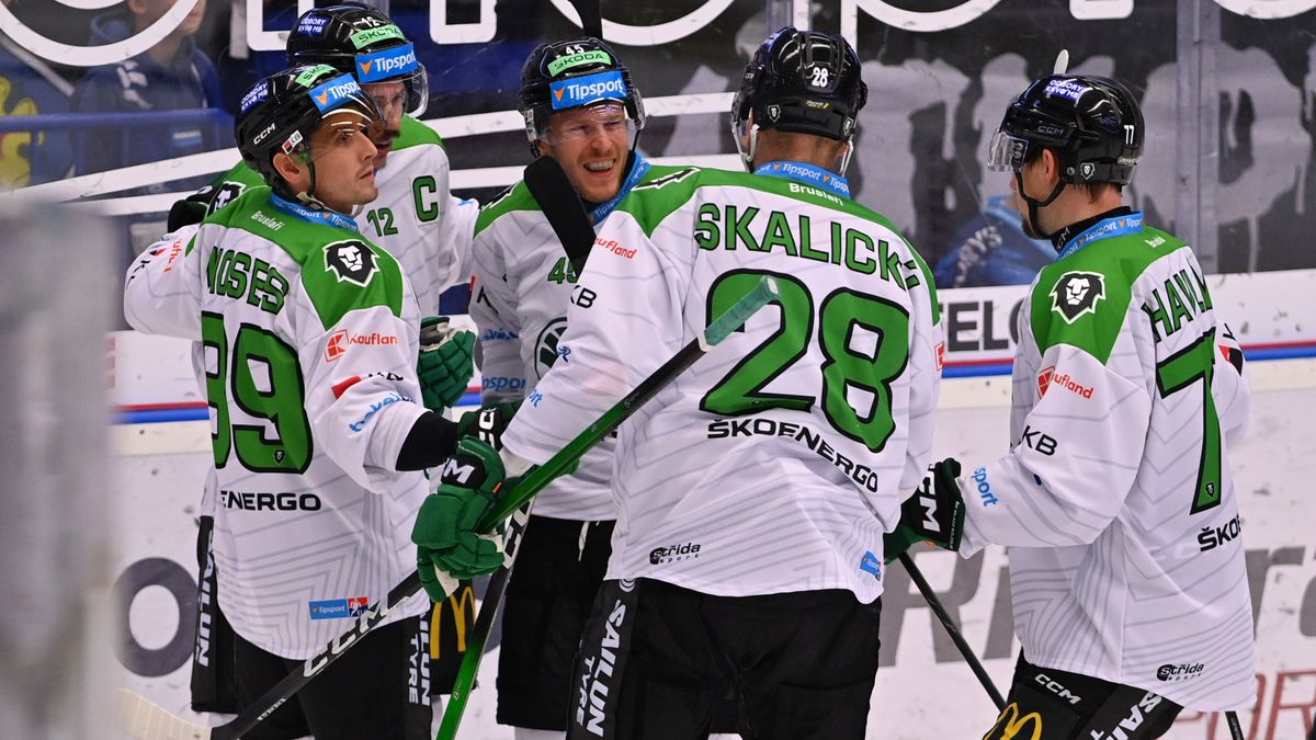 HOKEJ ONLINE: Vítkovice nestíhají, Litvínov snižuje v duelu se Spartou, Třinec bleskově srovnává