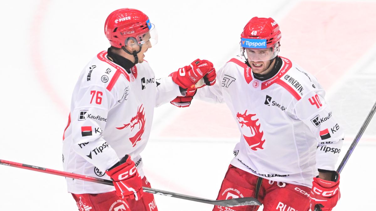 HOKEJ ONLINE: Videomomenty. Oceláři využili přesilovku a Dynamo prohrává už o tři branky