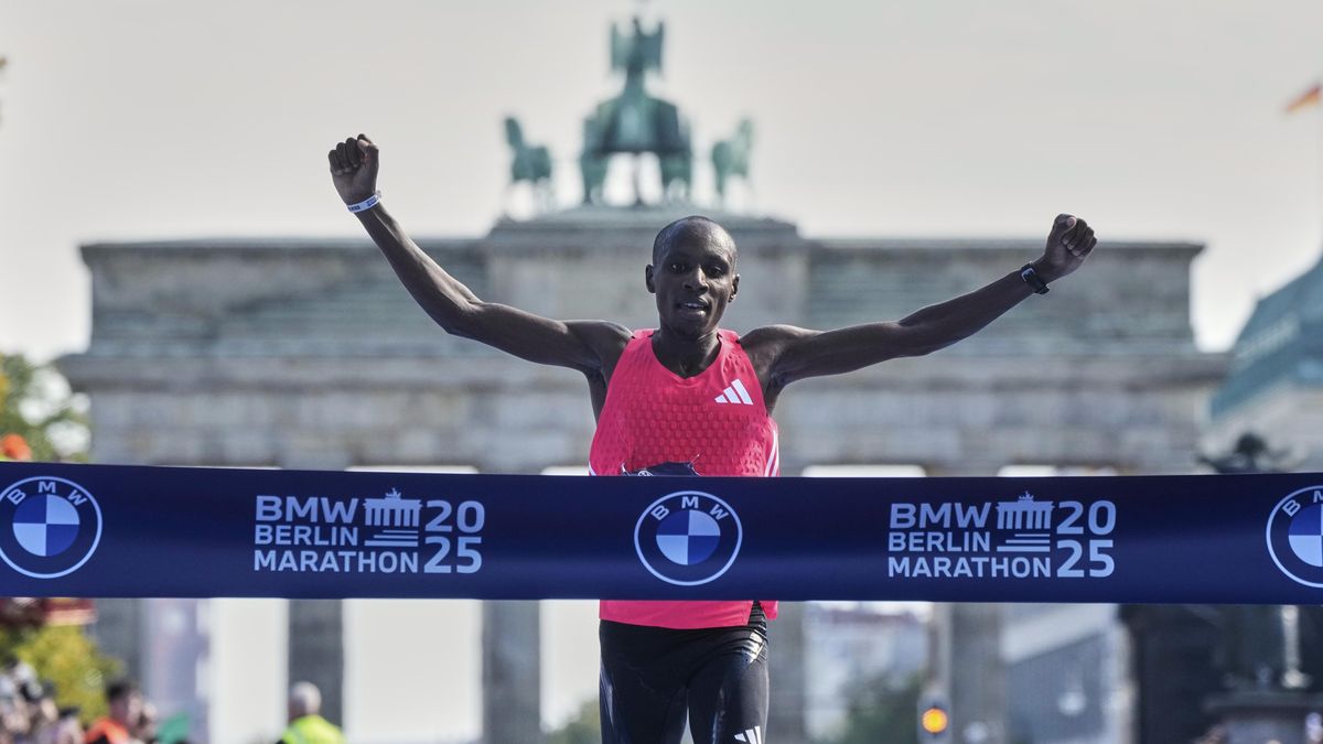 Keňský vytrvalec Sawe vyhrál Berlínský maraton, na rekord útočil marně