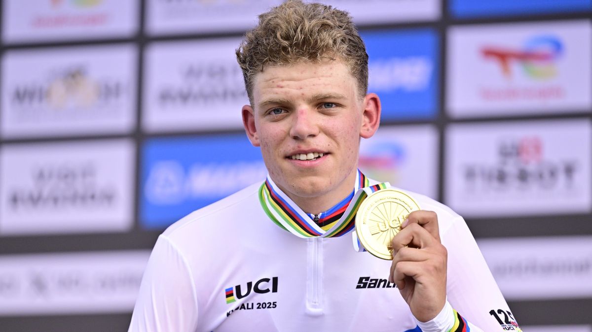 Časovky juniorů na MS cyklistů vyhráli Nizozemci Mouris a Arensová