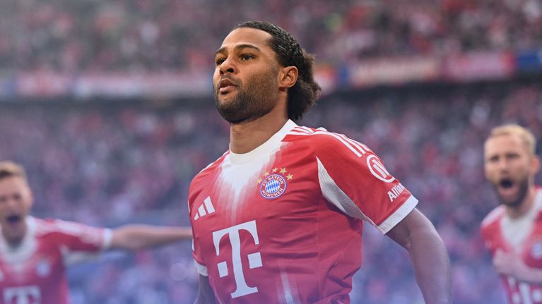 ECHO BUNDESLIGY: Hamburk zklamal. Prohrát se může, ale ne takhle!