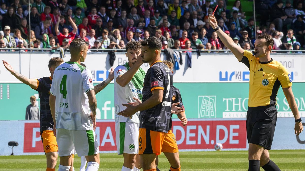 V Německu padla nejrychlejší červená karta v historii tamních lig