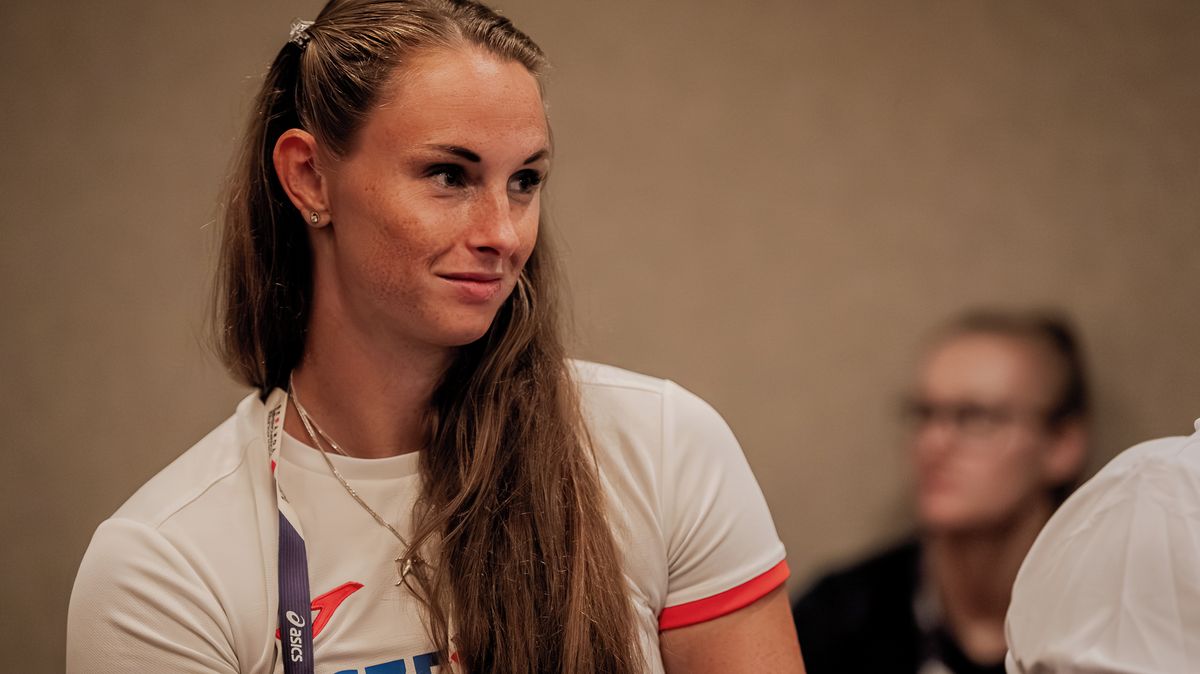 Železná se zranila. Manželka světového rekordmana spěchala do Česka na operaci a má po sezoně