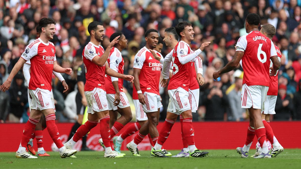 Arsenal vede po výhře nad Nottinghamem ligu, góly střílely letní posily