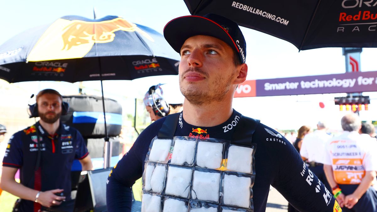 Formule 1 s klimatizací. V Singapuru je vedro, a tak jezdci smí používat speciální chladící vesty