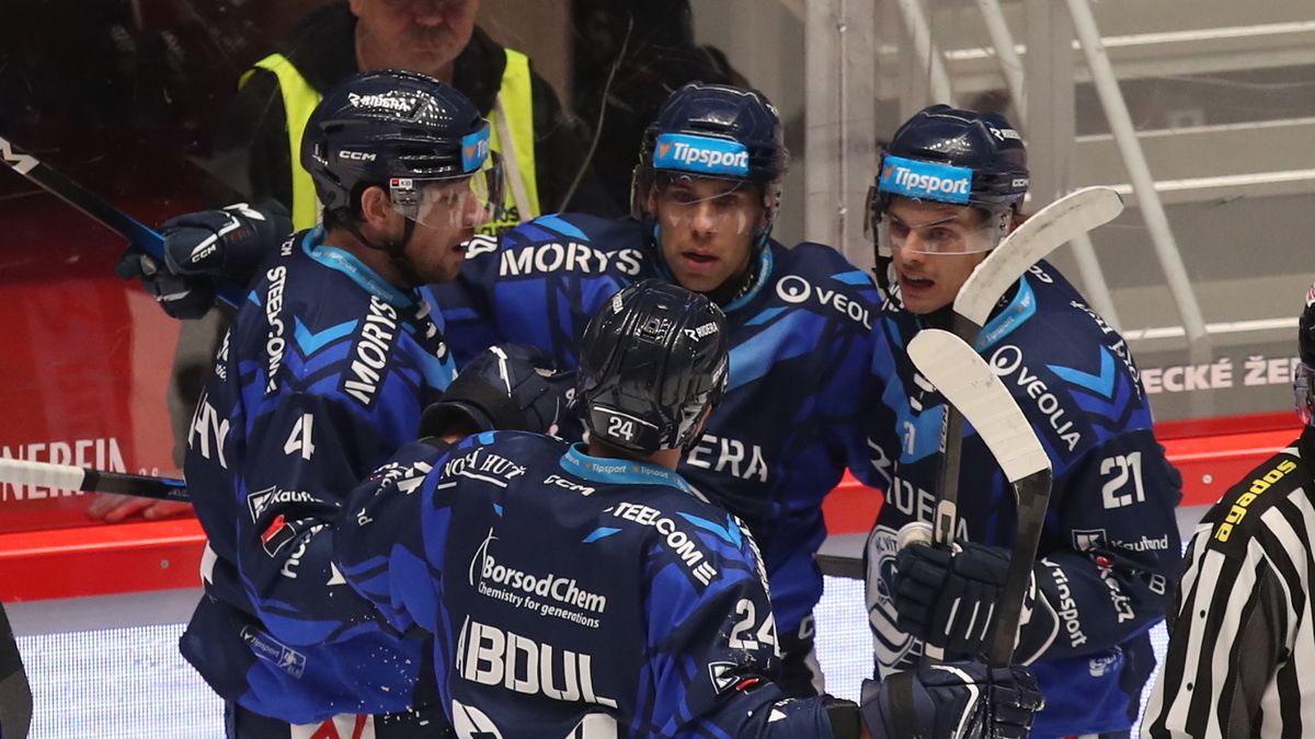 HOKEJ ONLINE: Vítkovice v derby proti Třinci snižují. Hraje i vedoucí Motor. Vary hostí Pardubice, Sparta přivítá Hradec