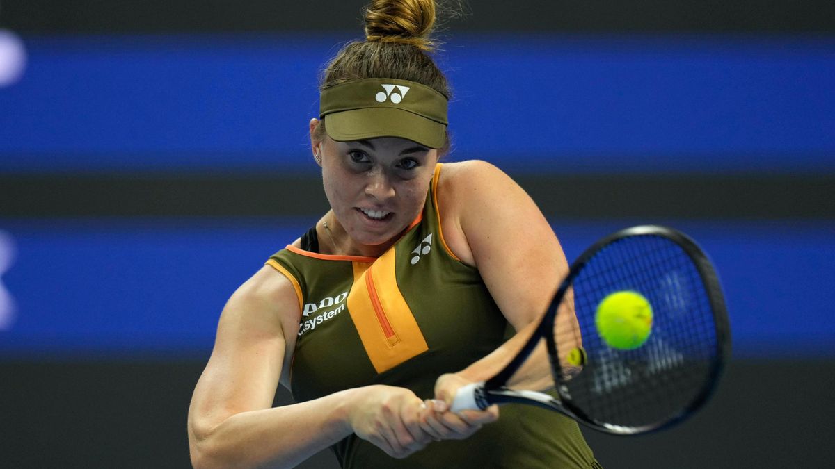 TENIS ONLINE: Šílené finále. Nosková schytala kanára, v další sadě už zaválela. Rozhoduje třetí set