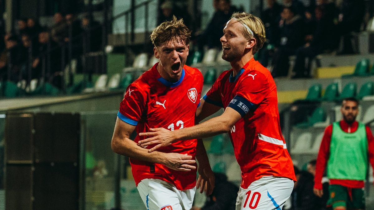 FOTBAL ONLINE: Češi jsou po změně stran odvážnější 