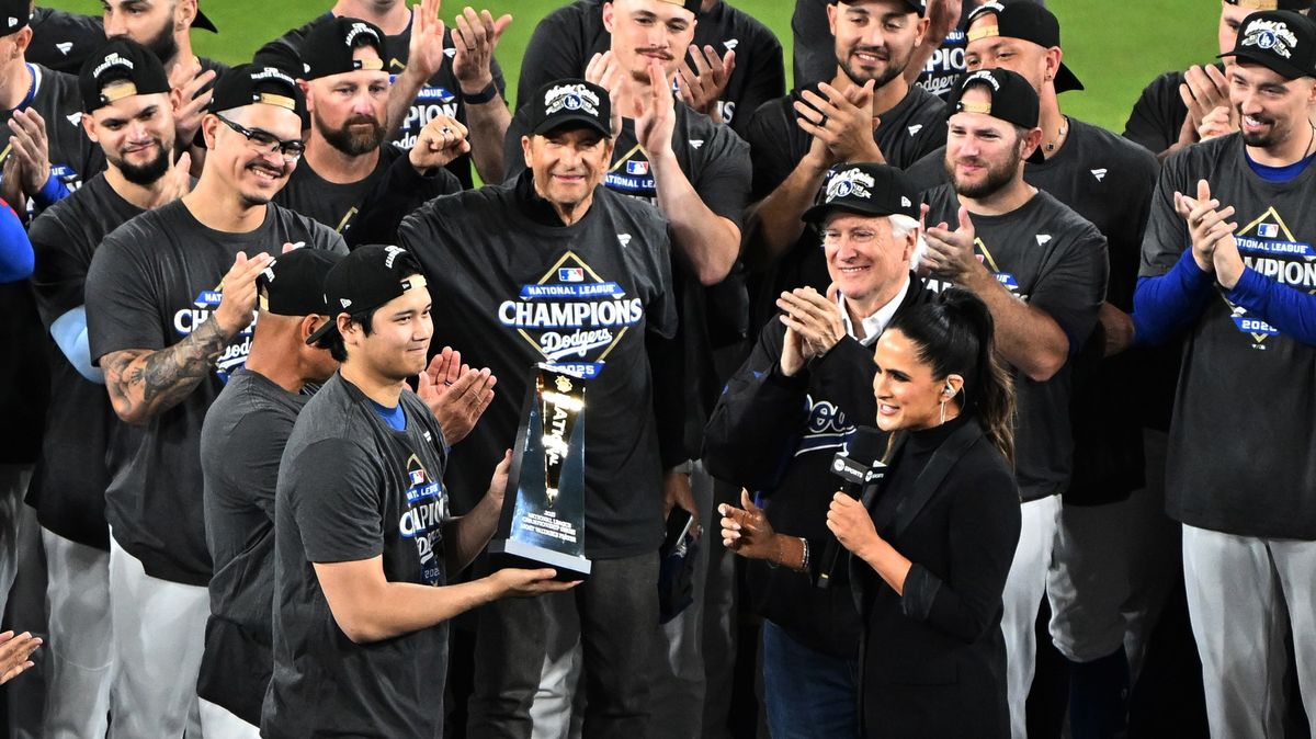 Ohtani fenomenálním výkonem na pálce i nadhozu dovedl Dodgers do Světové série