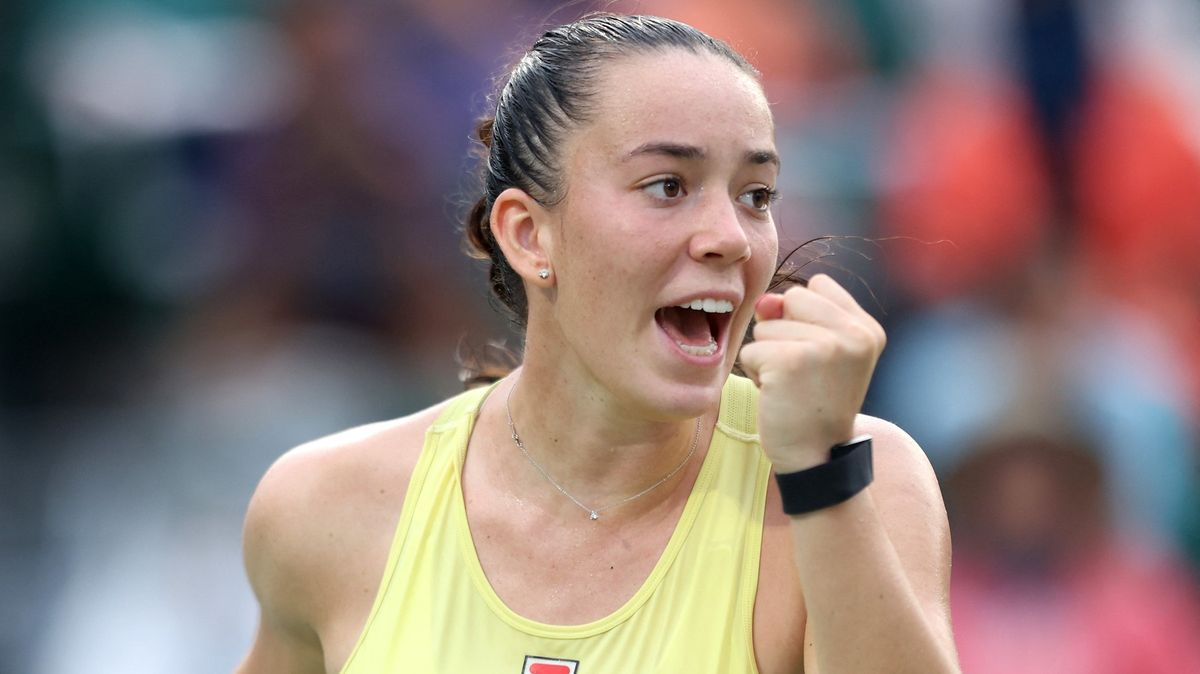 TENIS ONLINE: Valentová ve druhém finálovém setu zvedla hlavu
