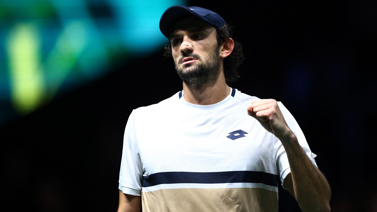 Souboj bratranců na Masters v Paříži opět ovládl Vacherot