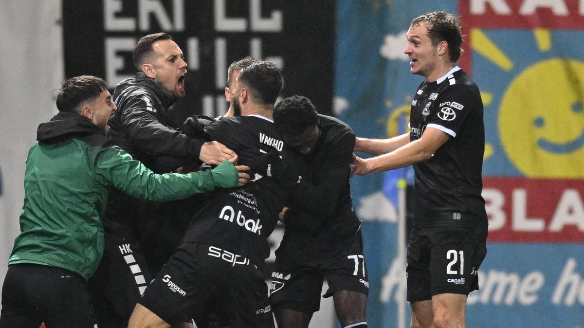Jablonec vyhrál derby a vládne lize. Dukla už není poslední, gólová přestřelka v Boleslavi