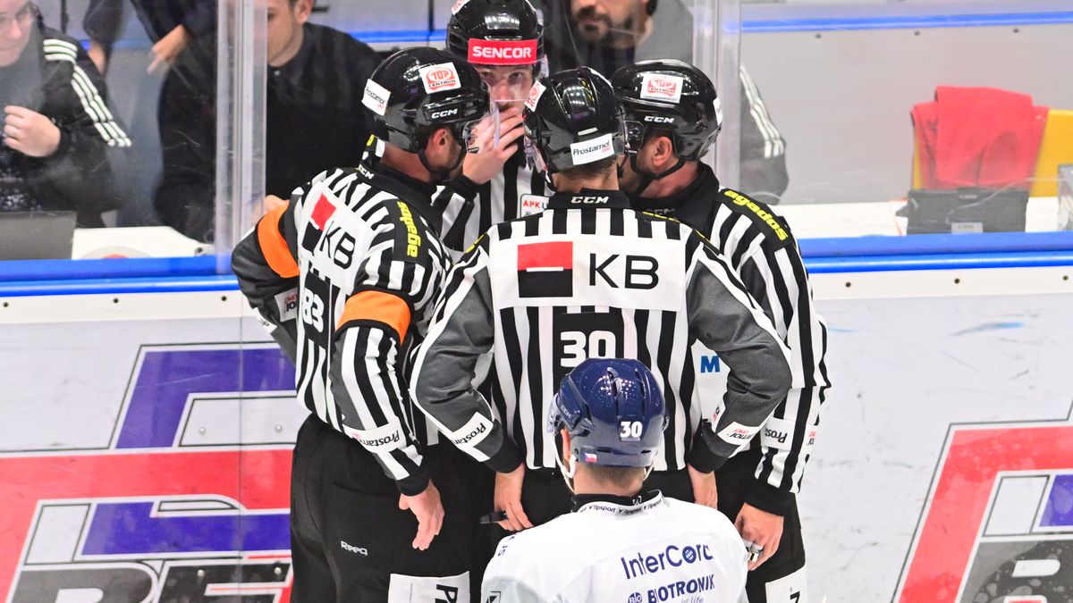 Osm minut u videa? Dynamo se dvakrát radovalo zbytečně. Zvláštní, ale správný postup