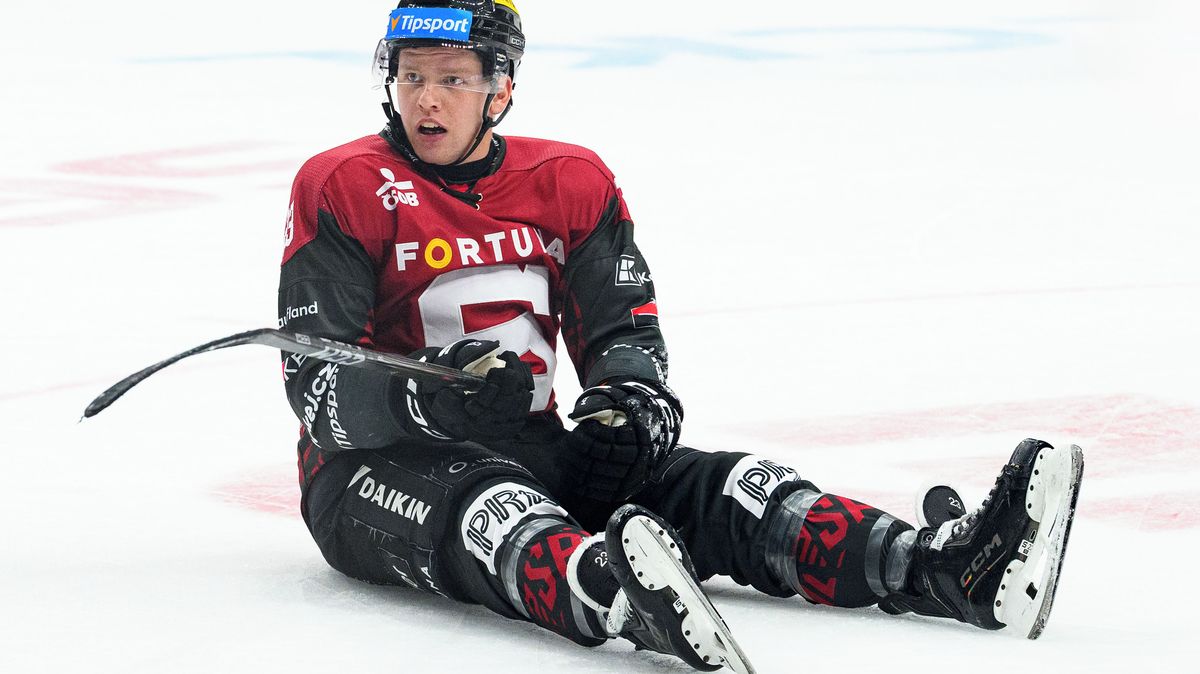 Jandač zkritizoval útočníka Sparty: Všichni ví, že simuluje. Nedvěd na tiskovku zapomněl