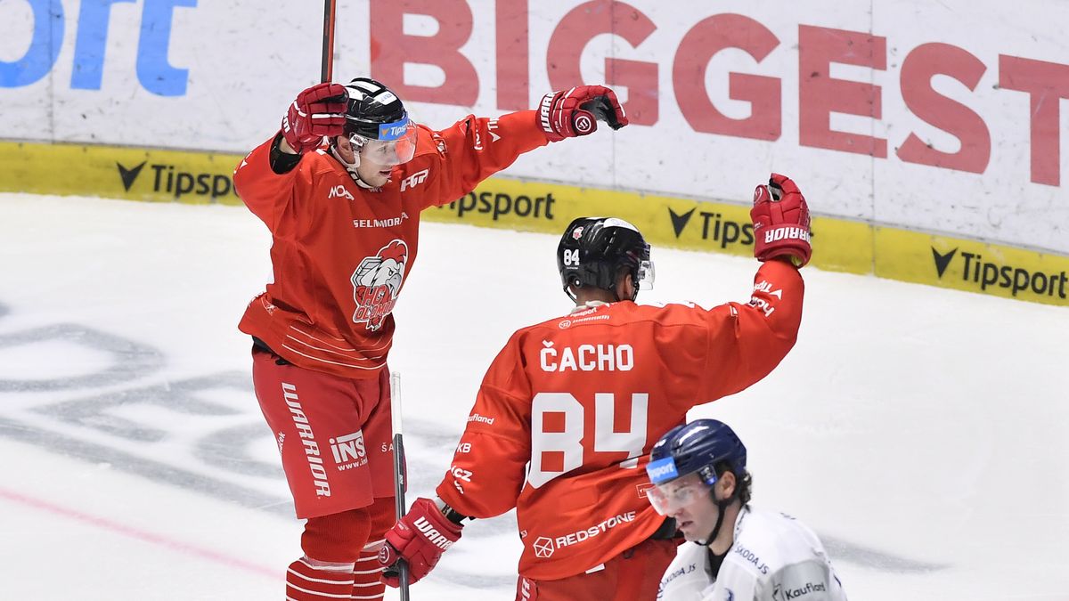 HOKEJ ONLINE: Videomomenty. Rána pro Plzeň! Olomouc bleskově otáčí zápas