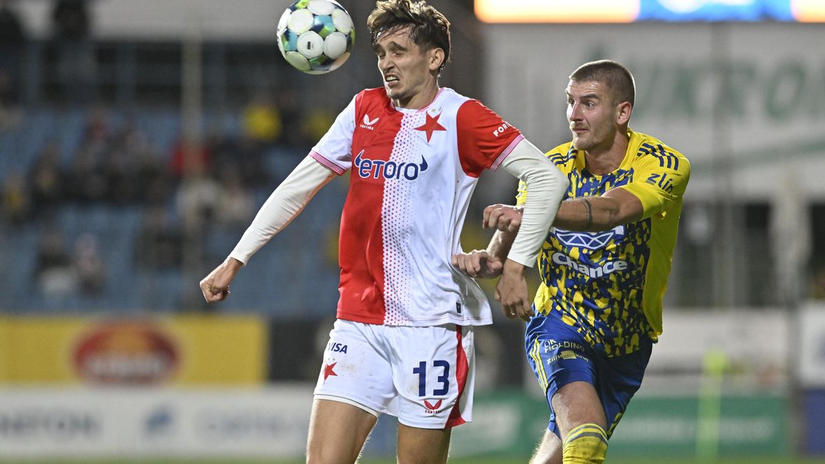 Kauza s odebranými akreditacemi je u konce. Novináři se vracejí na stadiony